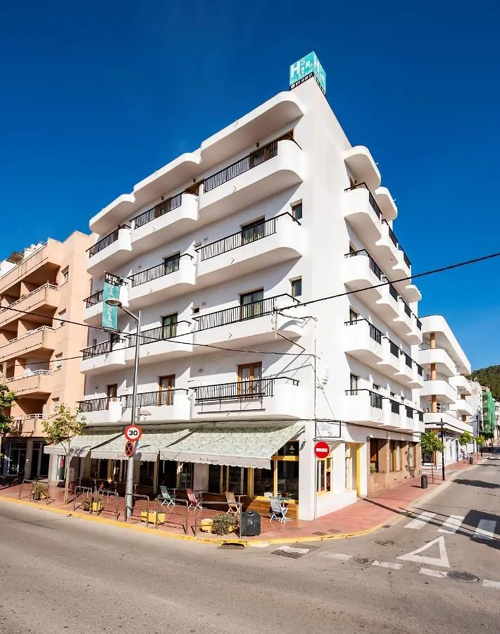 Affittacamere Hostal Y Apartamentos Santa Eulalia Santa Eularia des Riu