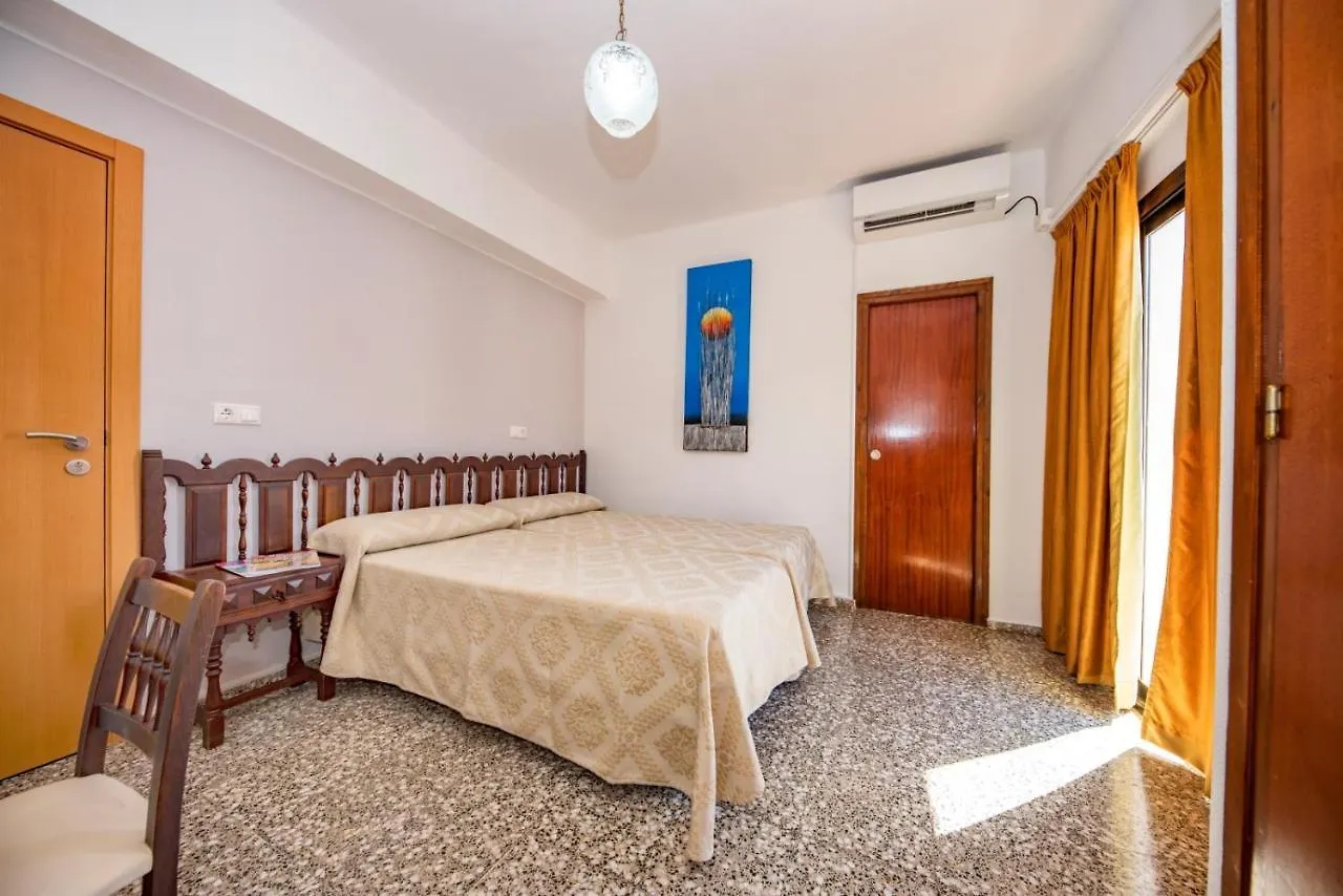 ** Affittacamere Hostal Y Apartamentos Santa Eulalia Santa Eularia des Riu Spagna